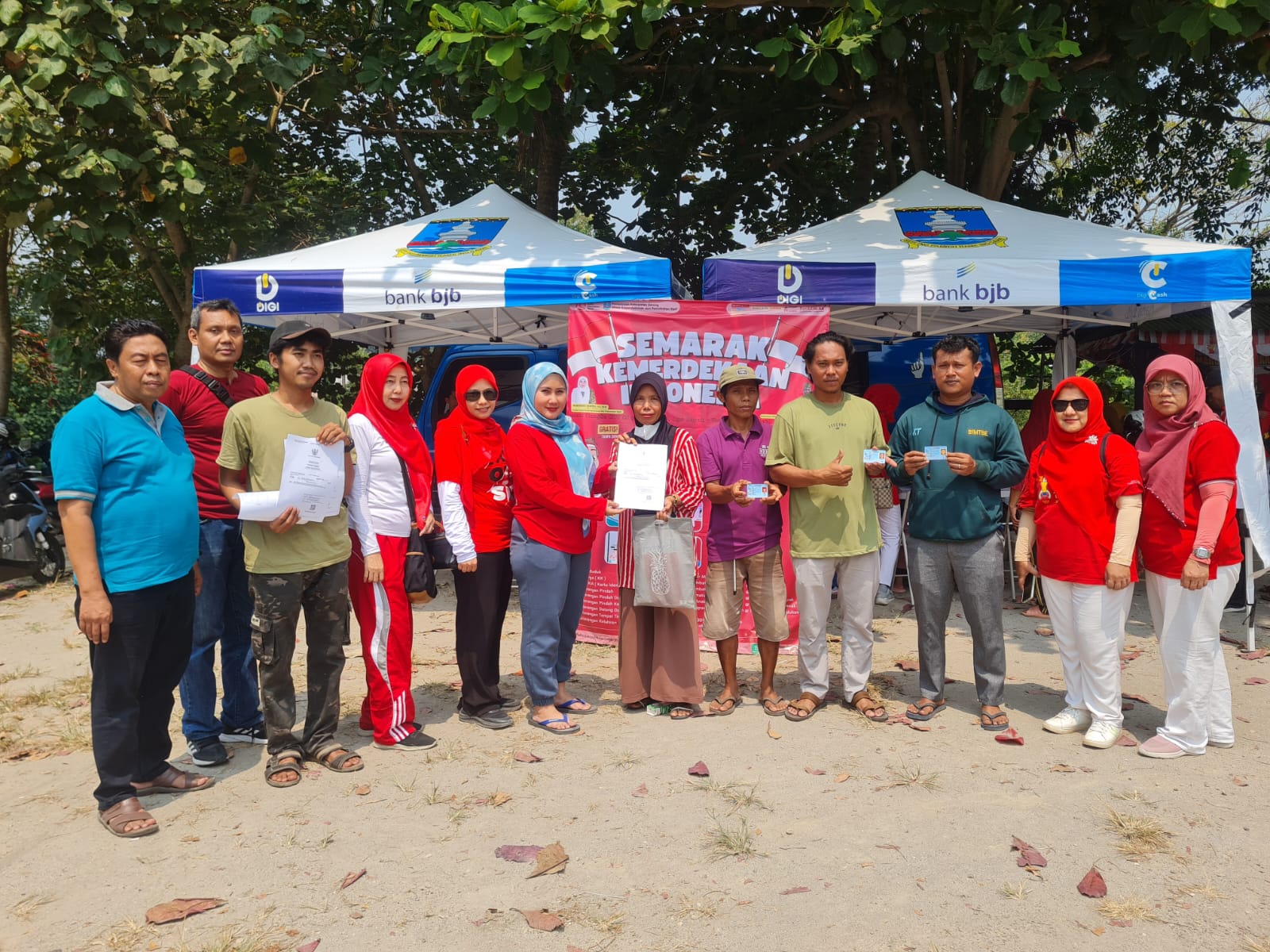 pelayanan-adminduk-keliling-menyemarakkan-hut-kemerdekaan-ri